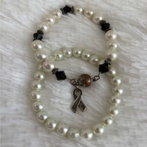 Pearl and Black Bead Ribbon Charm Bracelet Set - White and Black